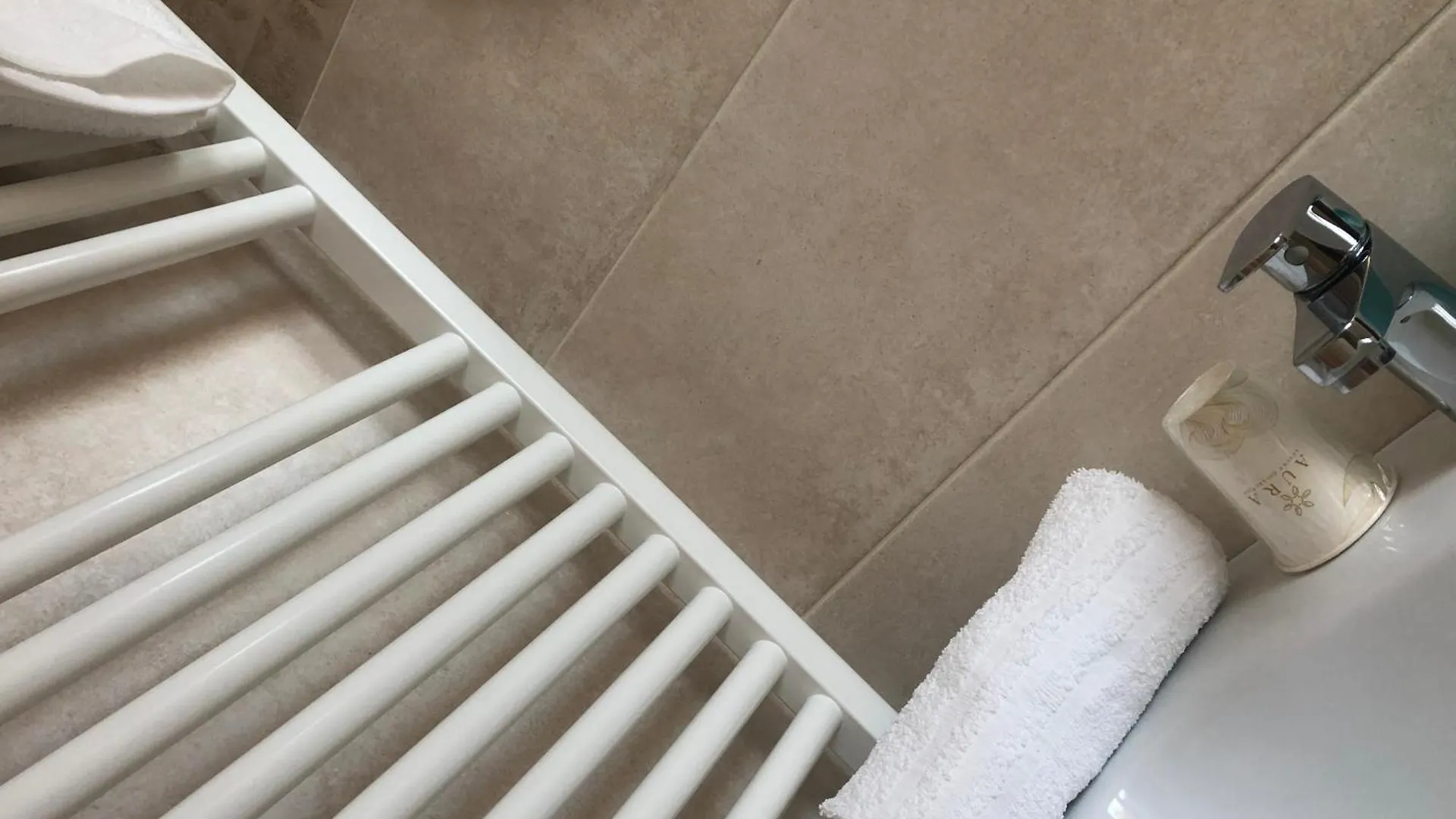 Hotel R&B Midora Montale Montale  Gasthof Montale (Emilia-Romagna)